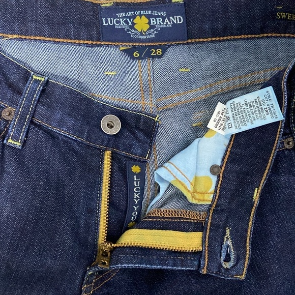 Women’s Lucky Brand mid-rise crop sweet’n straight dark blue Jeans‎ Sz 6/28 - Picture 4 of 13